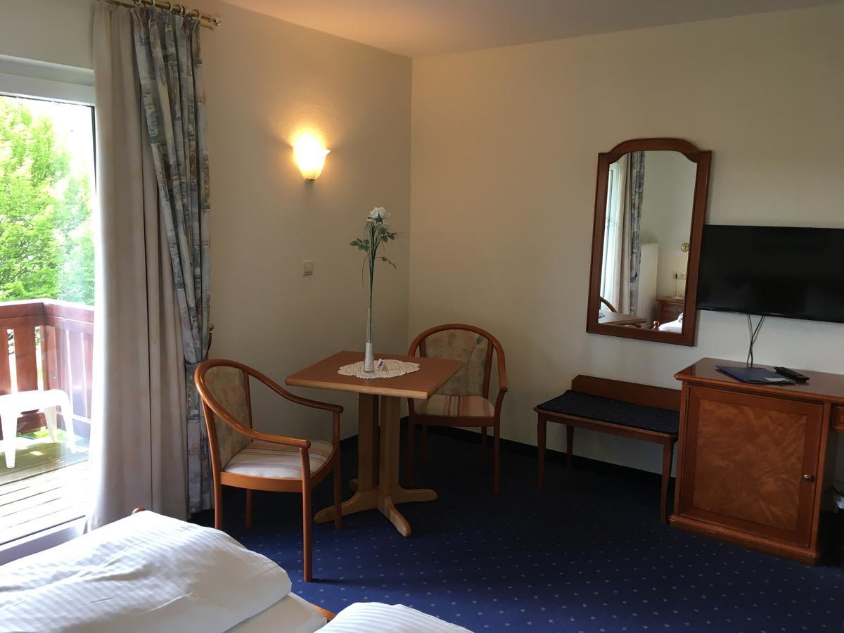 Waldhotel Klaholz Brilon Exteriör bild