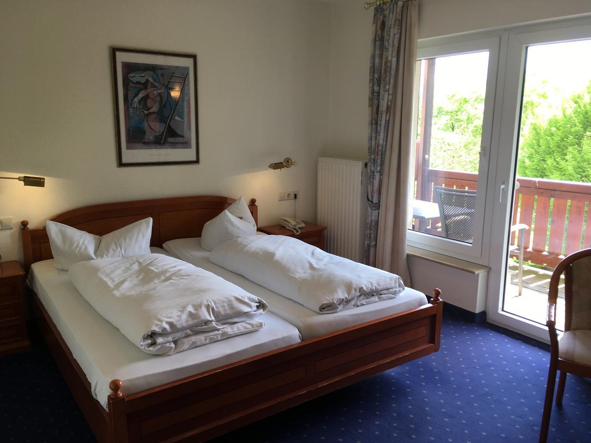 Waldhotel Klaholz Brilon Exteriör bild